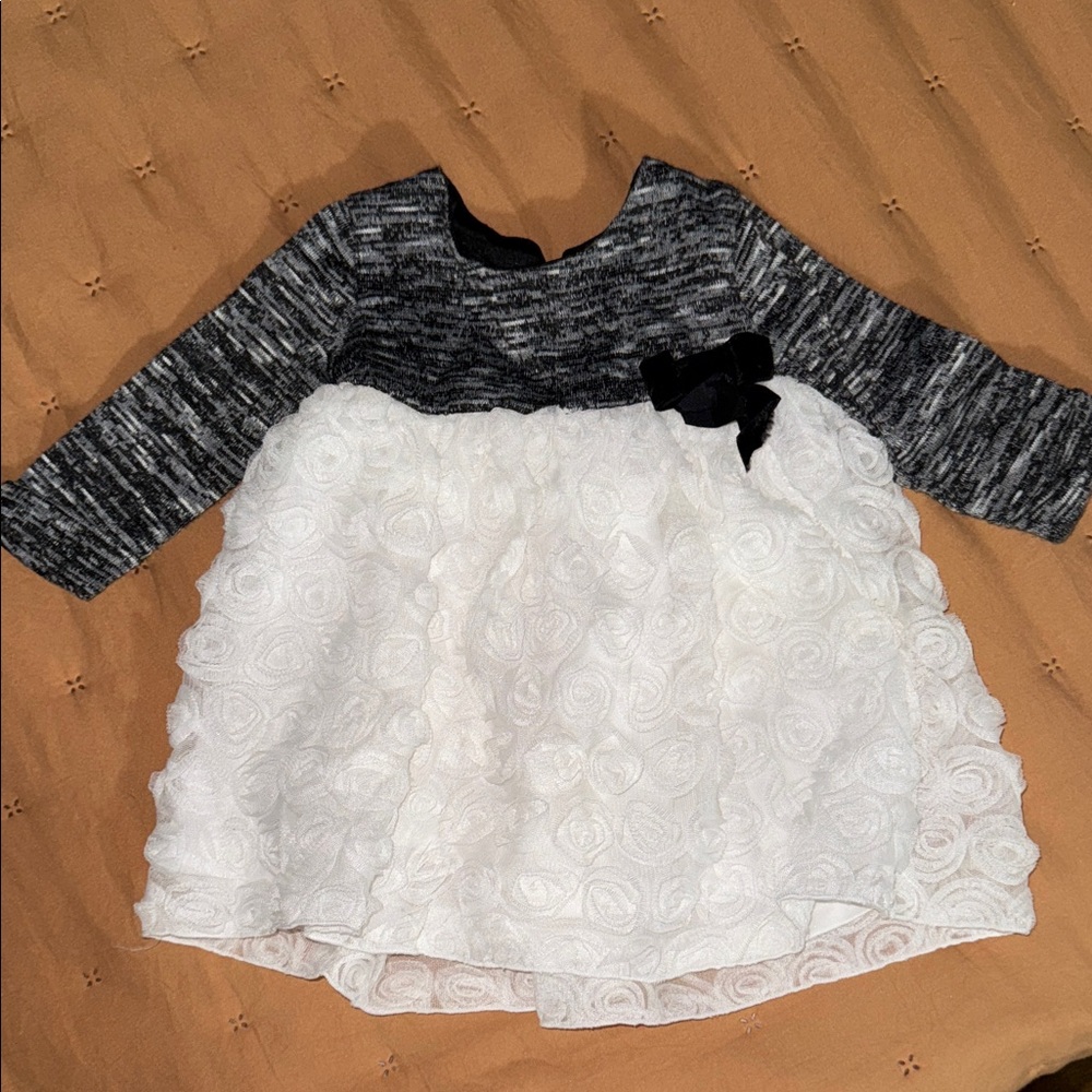 Youngland Gray and White Rosette Dress